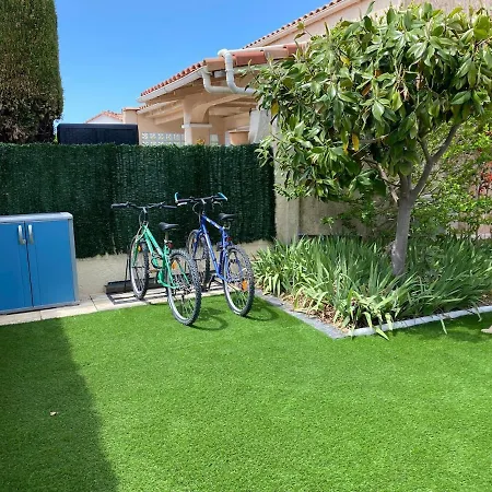 Au Calme A Sanary, Villat2 Climatisee Pour 4 Pers Holiday home Sanary-sur-Mer